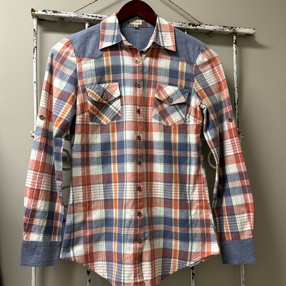 Button Up Shirt - Picture 1 of 5
